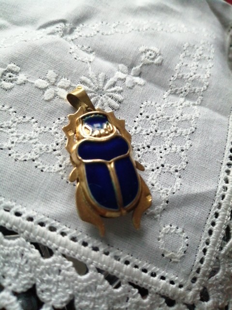 Egyptian Scarab Beetle Pendant Gold 750 18K Gold 5.6 Grams Charm No 585