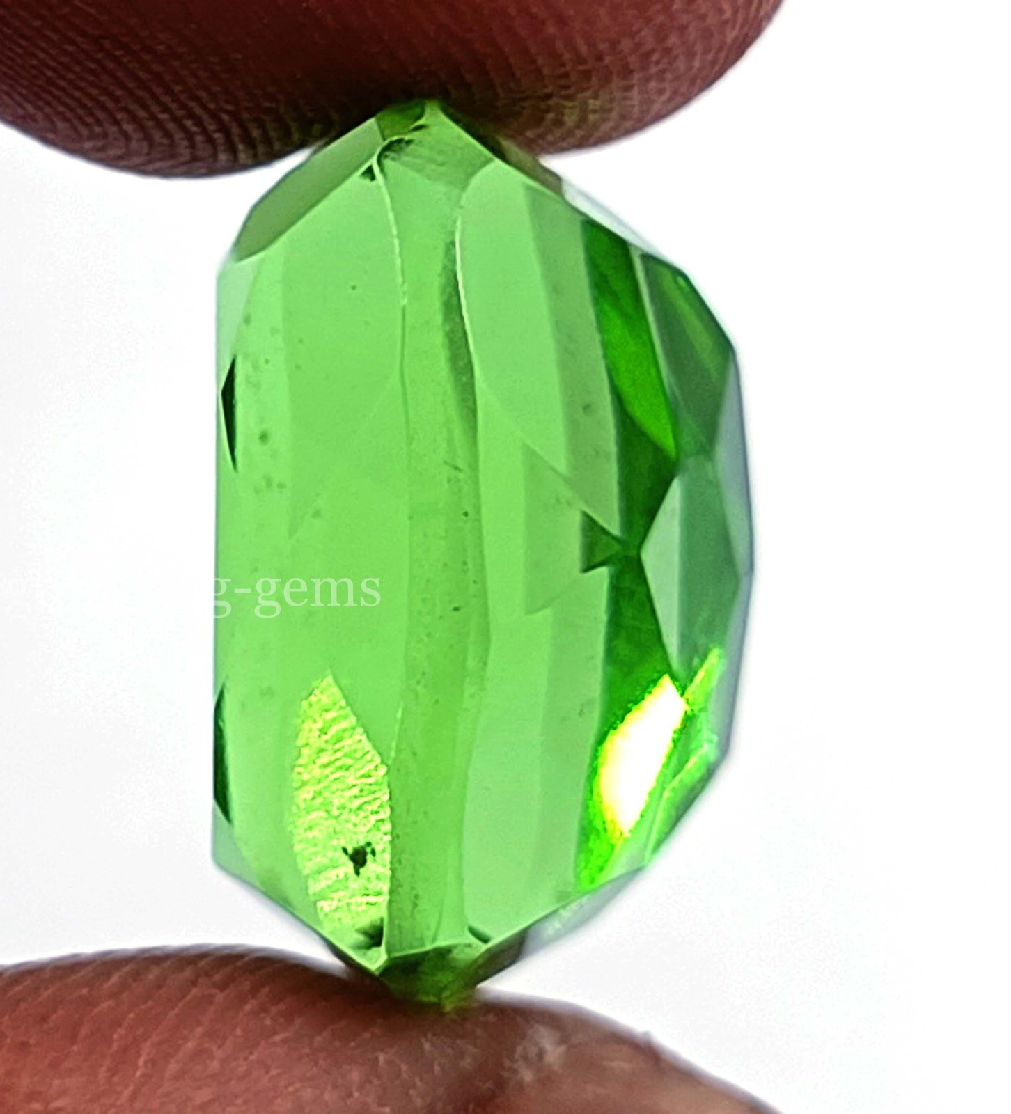 Beautiful 13.45 Ct Green Peridot Cushion Shape Natural Certified Gemstone 5DOO
