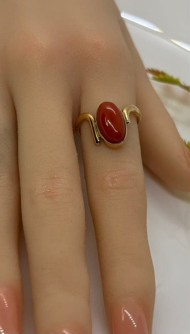 18k Yellow Gold 14.6×8.4mm Natural Japanese Blood Red Coral Ring 4.03g US:8.75