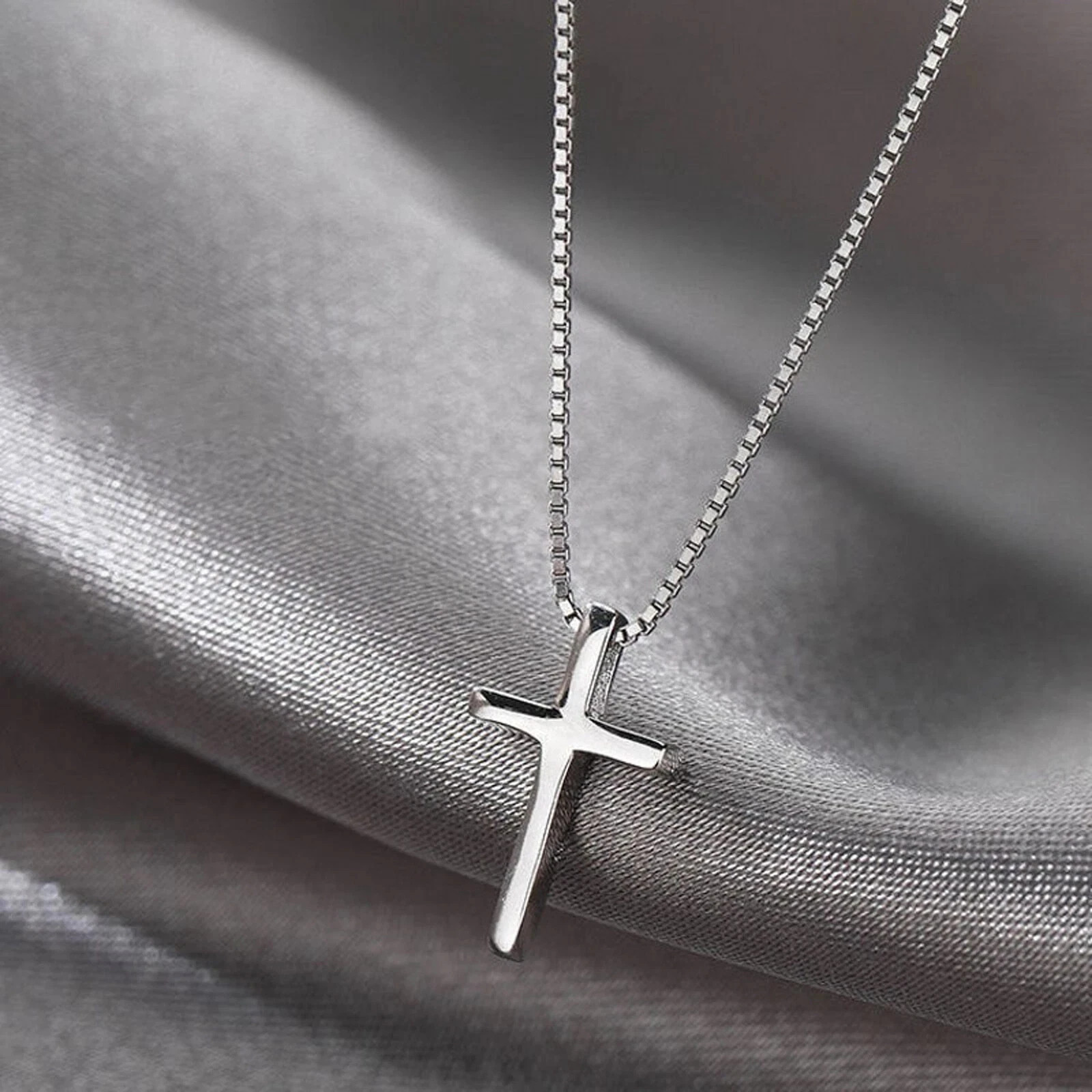 Small Plain Cross Pendant Necklace in SOLID 925 Sterling Silver Chain