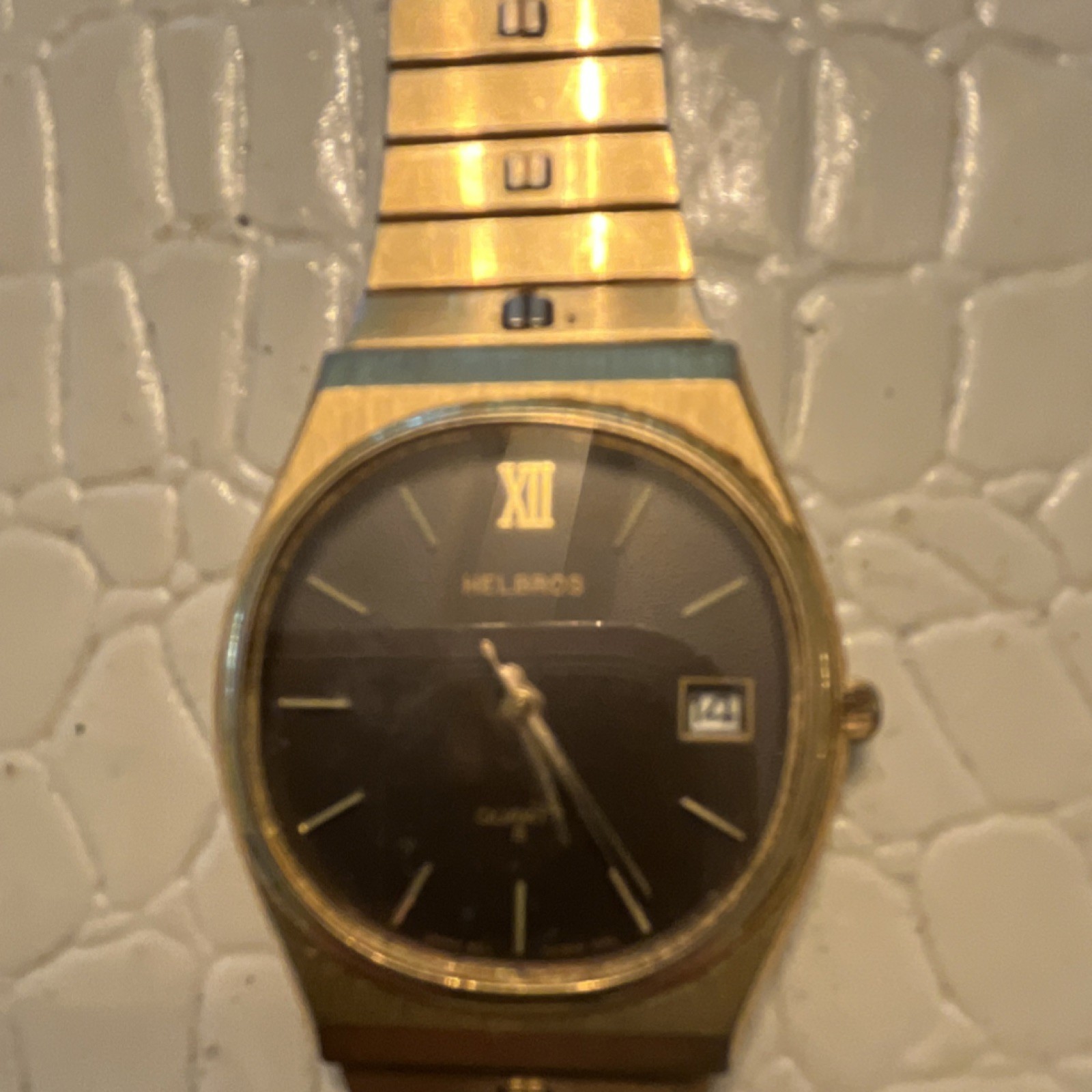 Helbros Quartz Vintage Gold Tone Stainless Bracelet Watch Black Dial Date