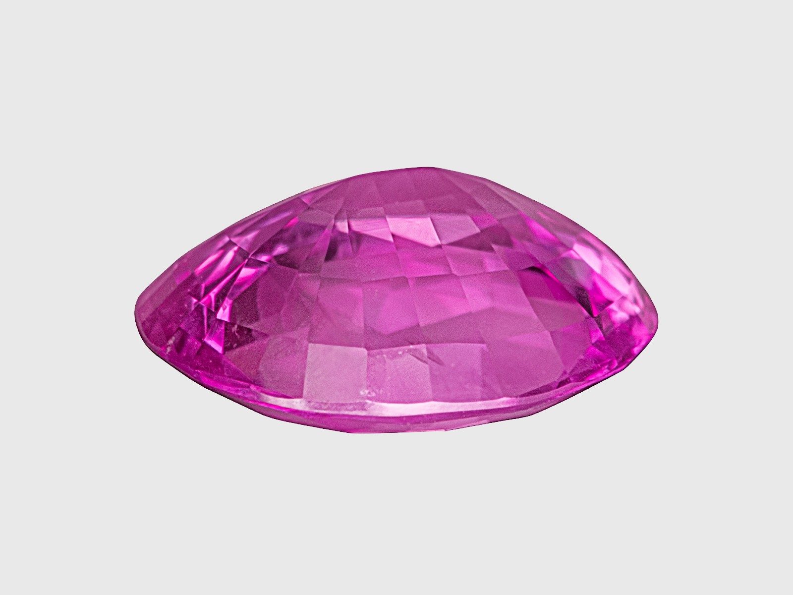 MADAGASCAR Sapphire 1.96 Ct. Natural Untreated PURPLISH PINK Oval NEAR EYE-CLEAN