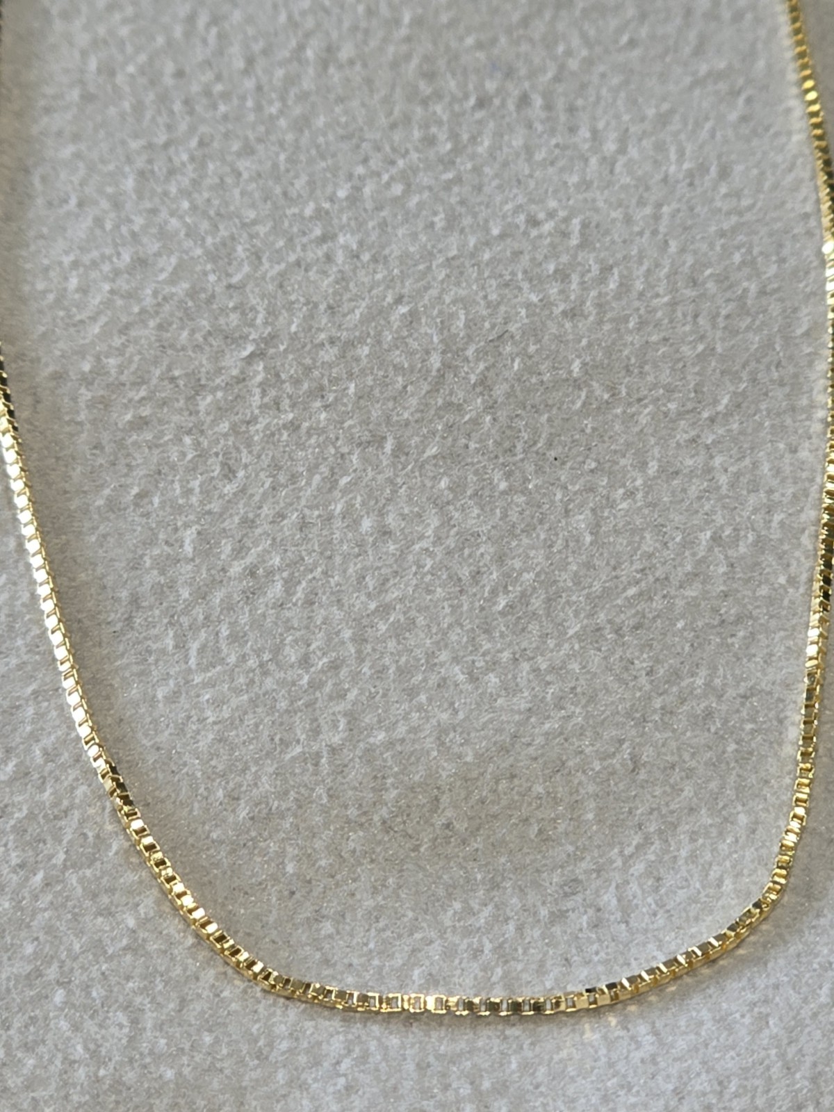 14k Yellow Gold Box Link Necklace 3.80 grams 14kt 34″ Long