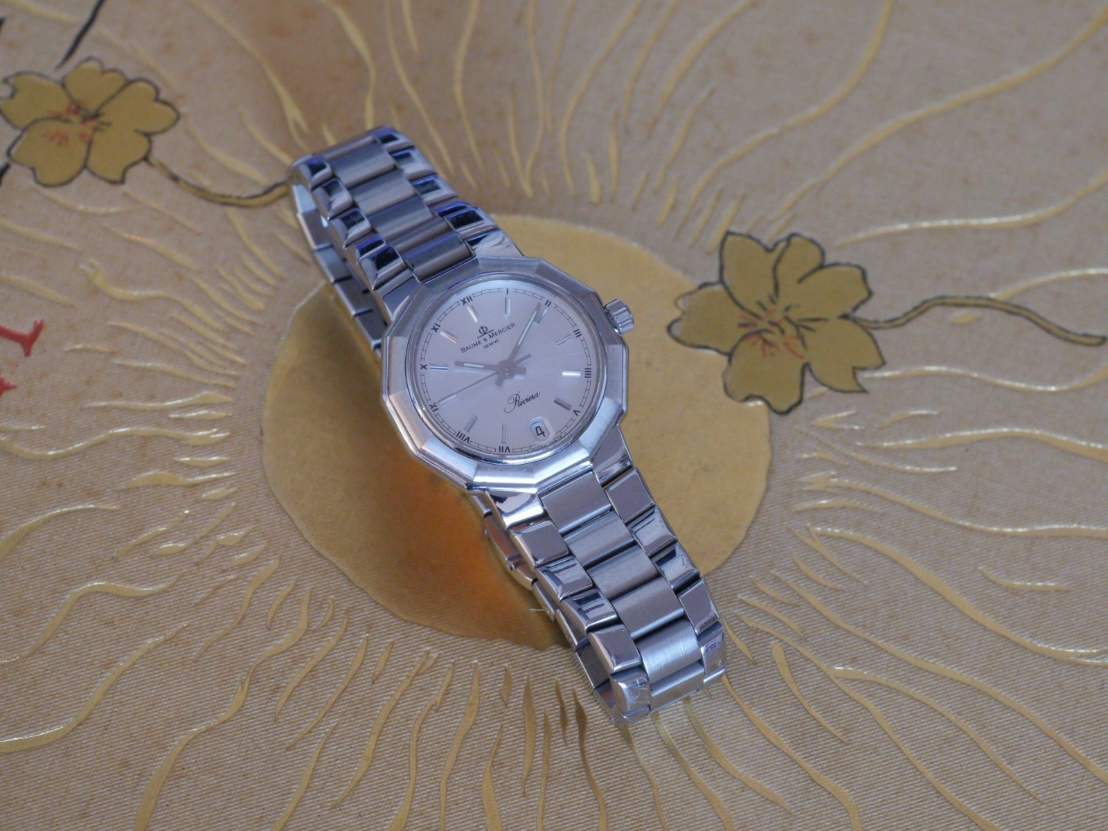 Baume & Mercier Riviera 24mm White Date Dial 18k Bezel Quartz Women’s Watch