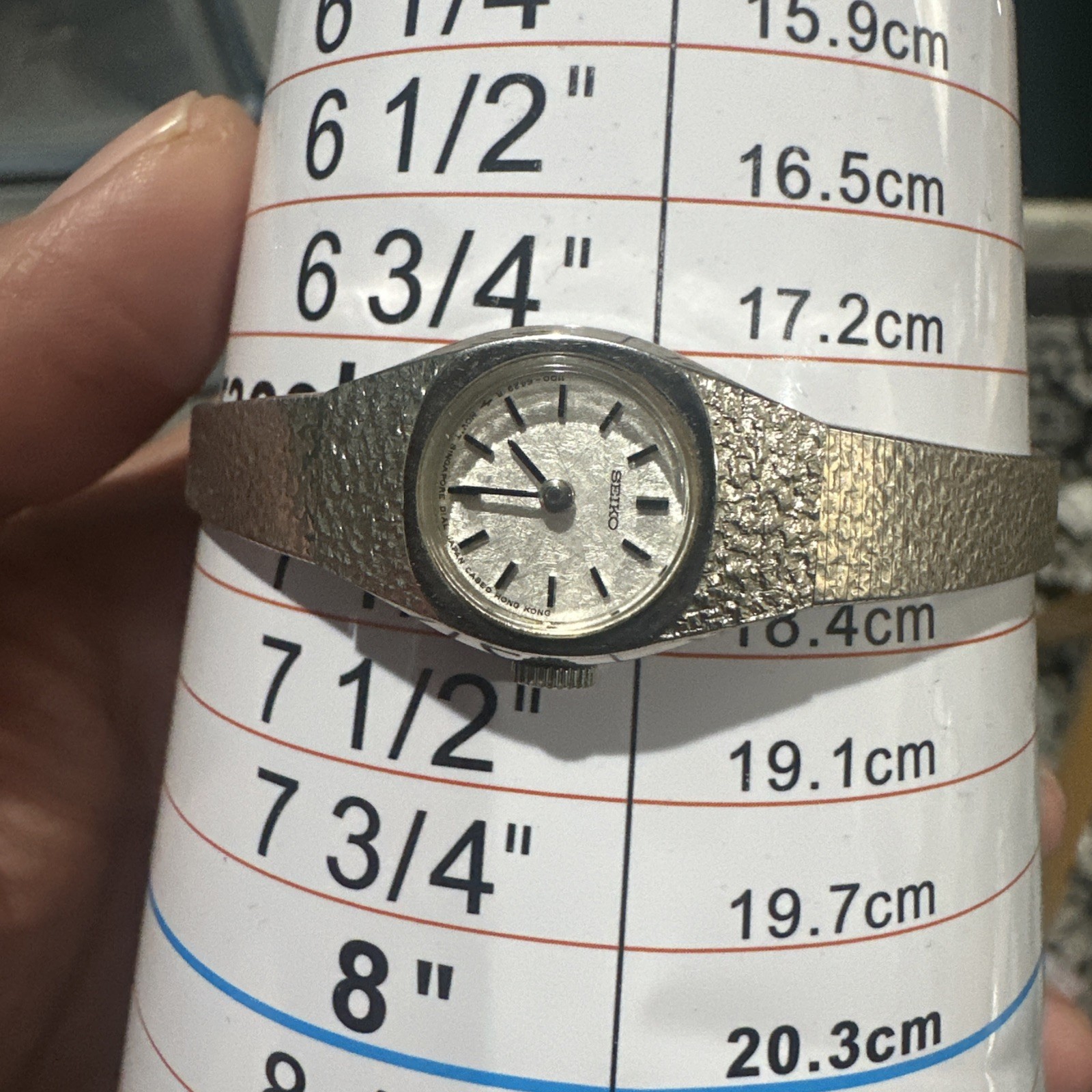 Working Vintage SEIKO Ladies 1100-1519 Manual Wind Watch 16mm For Big Wrist 7.25