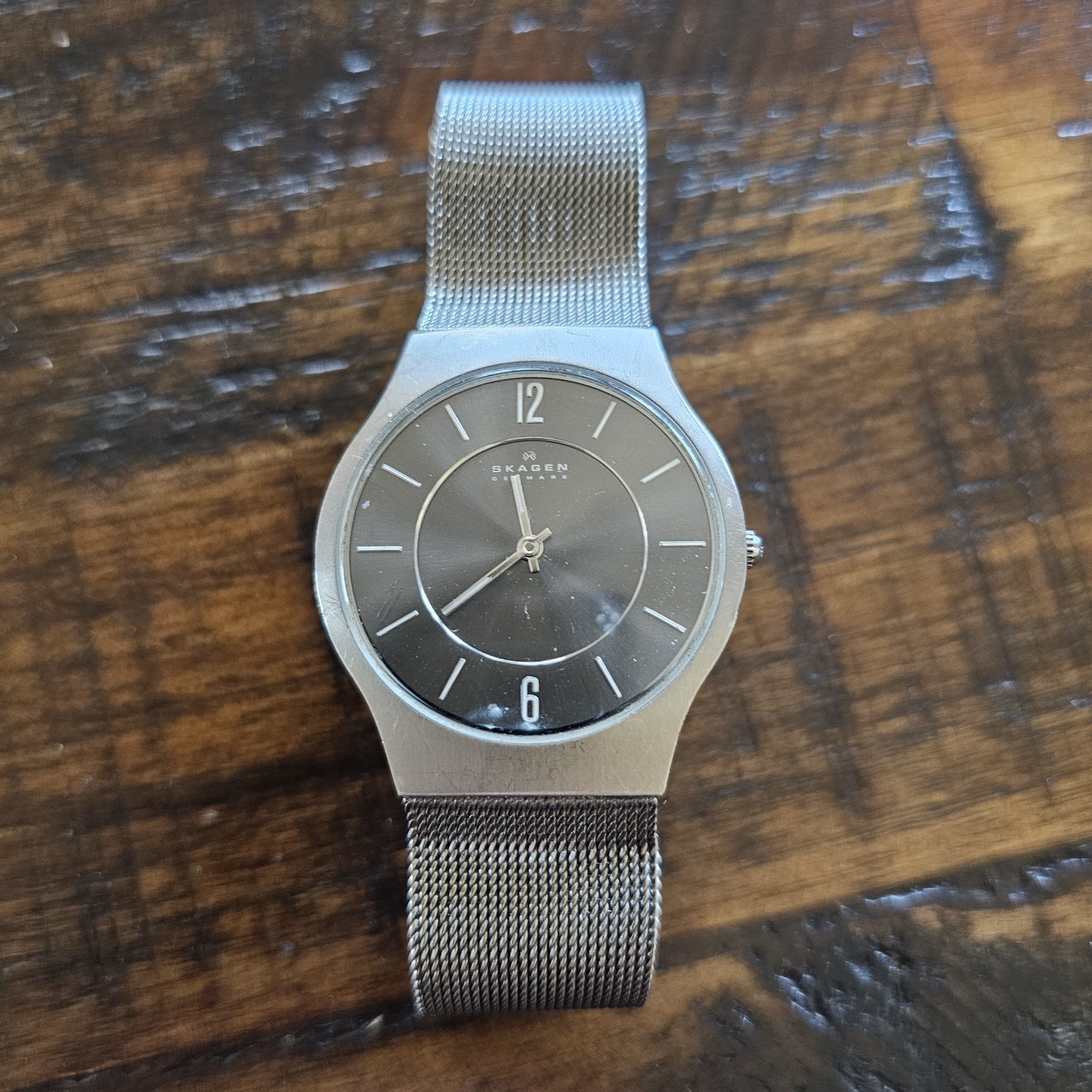 Skagen Denmark Titanium Ultra Thin Watch for Men-New Battery
