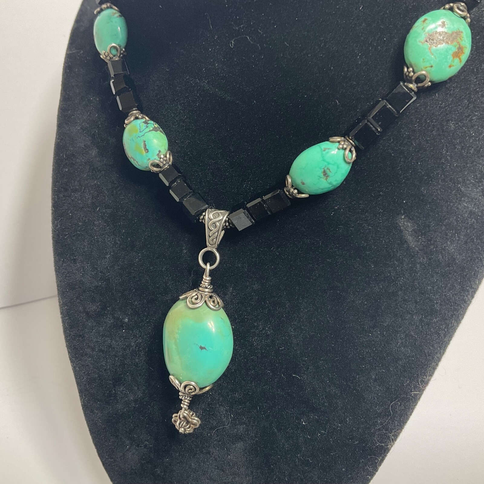 Vtg Genuine Turquoise Black Glass Beaded & Drop Pendant Necklace Earring Set 925