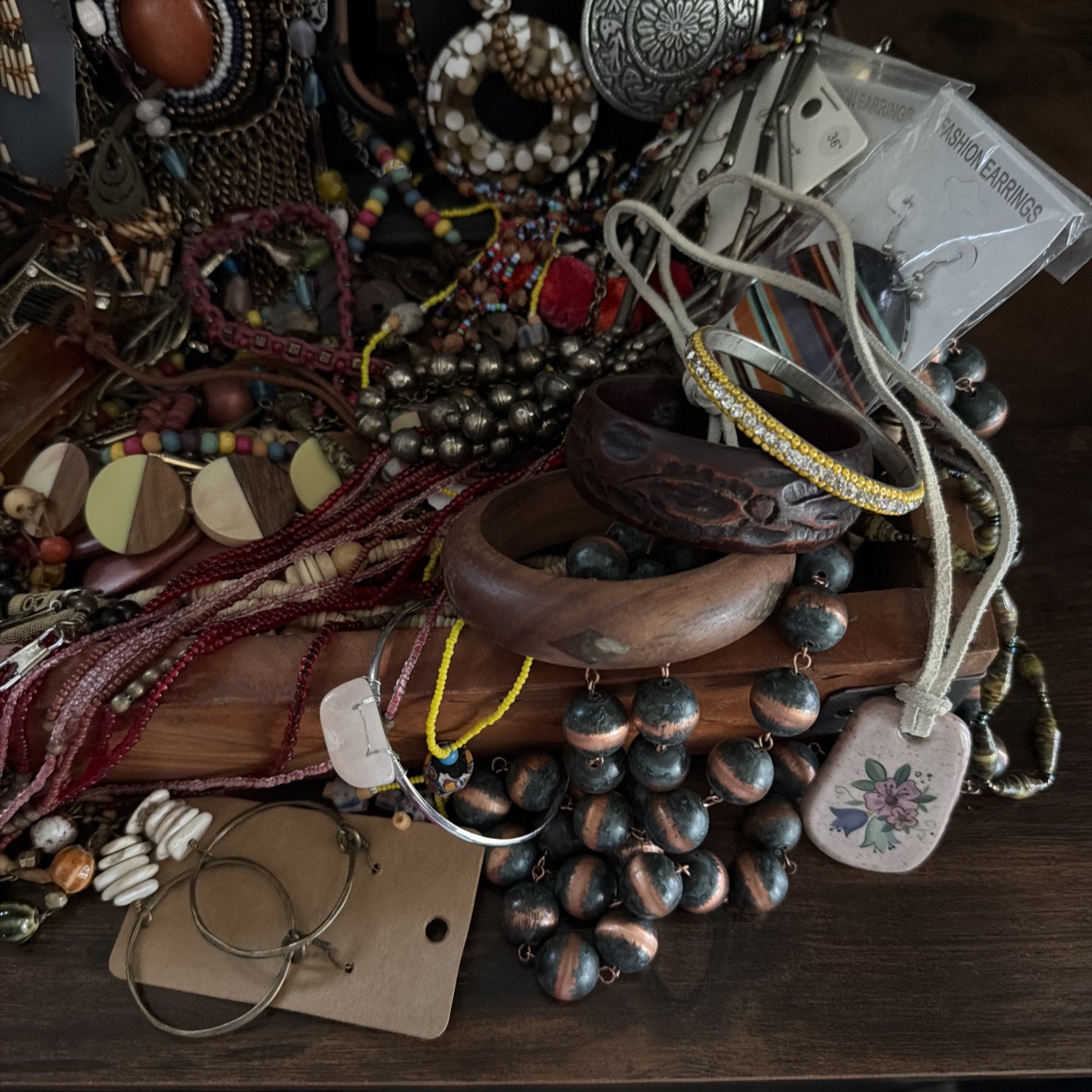 5+ lbs Bulk Jewelry Necklace Bracelet Earrings Pendants Etc-all Wearable Boho J9