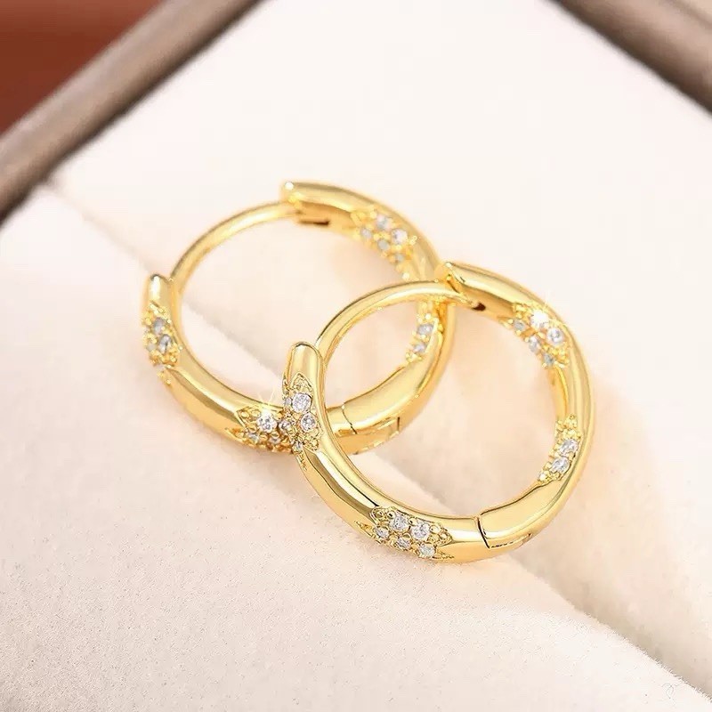 18K Gold Plated CZ Huggie Hoop Earrings Minimalist Sparkling Huggie Hoops 463