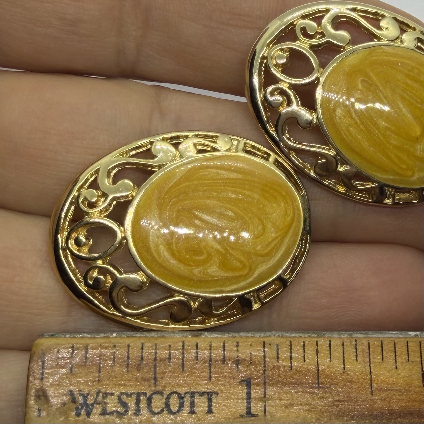 Vtg Mustard Yellow Guilloche Enamel Goldtone Filigree Statement Oval Earrings