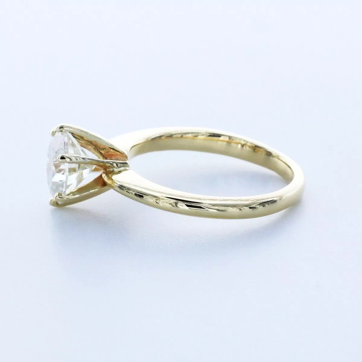 Solitaire Engagement Ring 14K Gold Classic 2.26 CT Round Lab-Grown Diamond J SI2