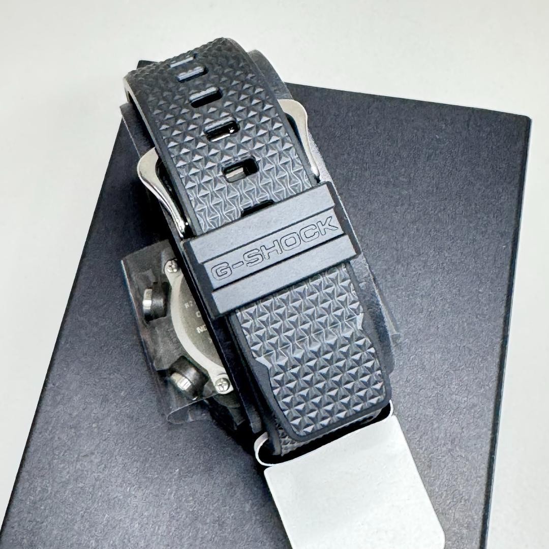 Brand New G Shock GST B400 Casio Bluetooth