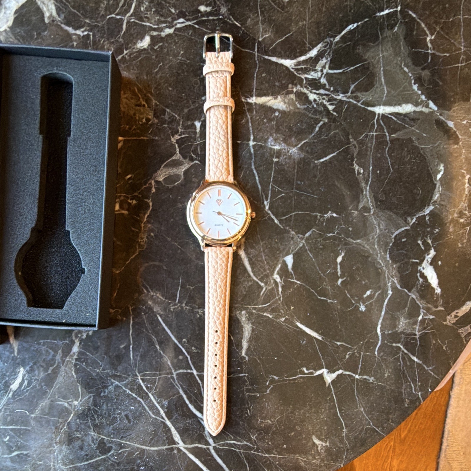 Women’s Light, Pink, Watch, Rose, Gold, Leather Strap, Black Gift Box