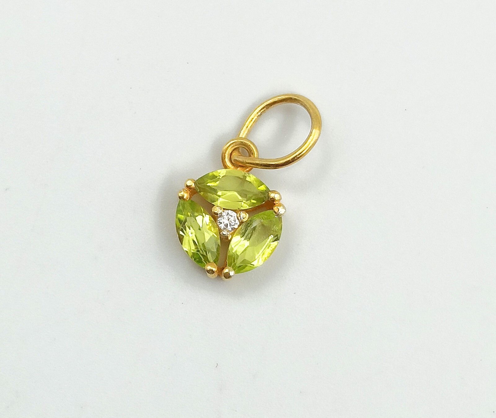 Natural Peridot Charms Pendant 18k Gold Handmade Pendant, Gold Pendant