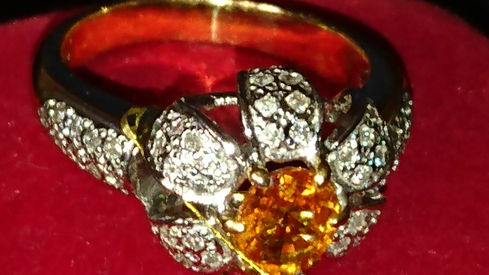 60 BRILLIANT Excellent!!!! Ladies gold ring 585 with sapphire!, size 16.5-17