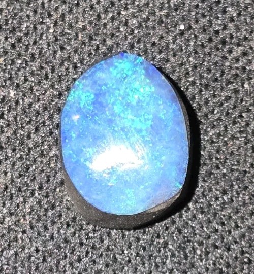 3.32 ct Natural Lightning Ridge Opal Doublet Oval Electric Blue Green Pinfire Ge