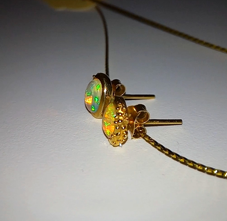 🔥🔥🔥Exclusive RAINBOW FULL SHINE OPAL Stud Earrings in Silver & Gold – UNIQUE