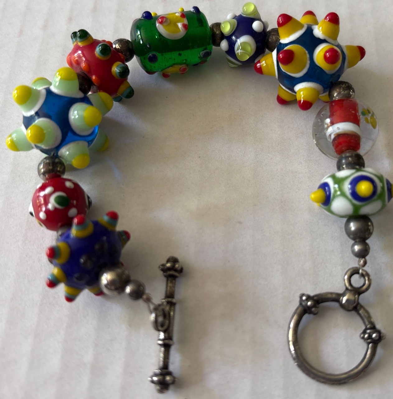VTG MULTICOLOR LAMPWORK ART GLASS BEAD BRACELET