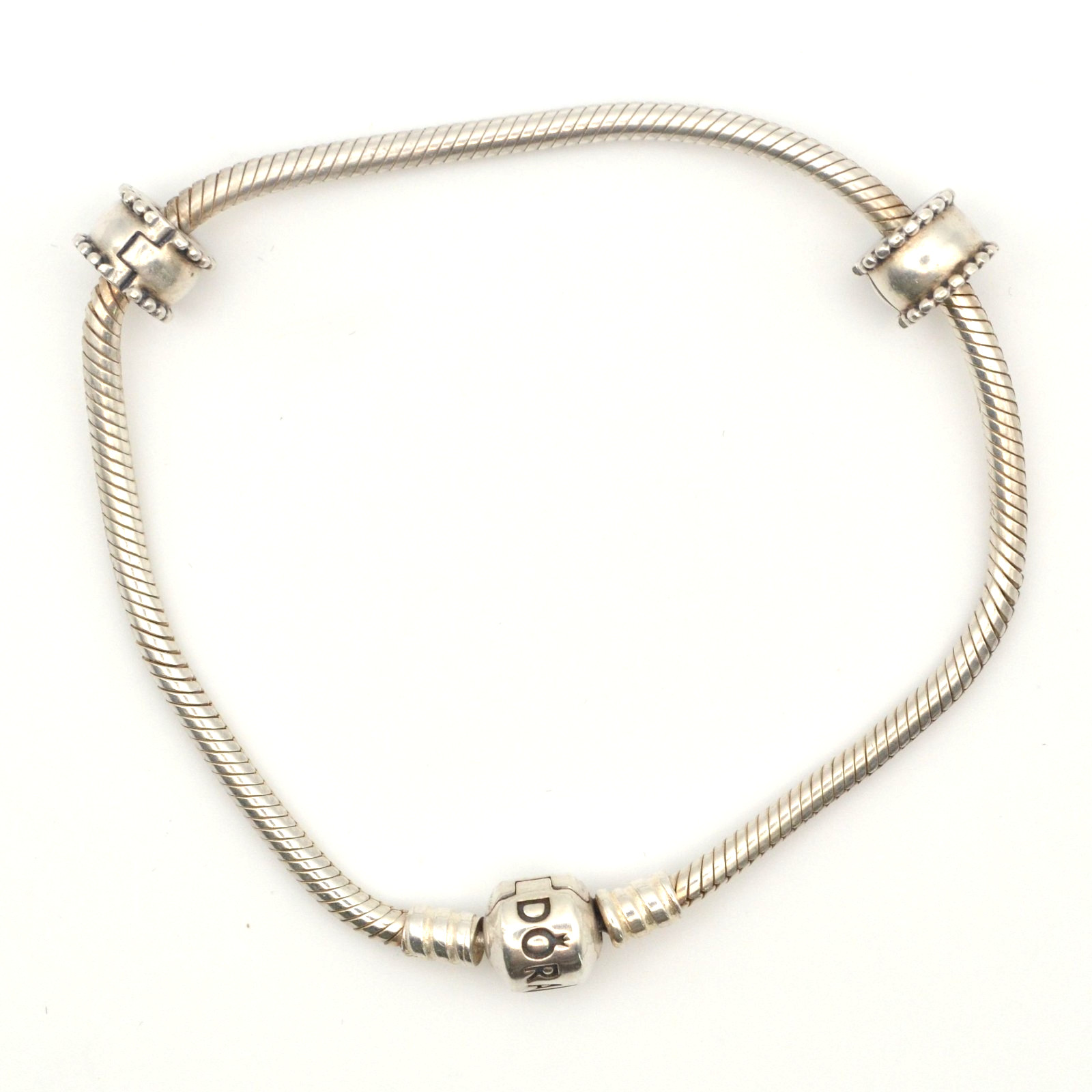 Pandora Moments Barrel Clasp Bracelet 590702HV + 2 Retired 790267 Clips 925 ALE