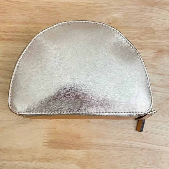 VINCE CAMUTO Jewelry Travel Case Zip Around Gold Metallic Genuine Leather NWT