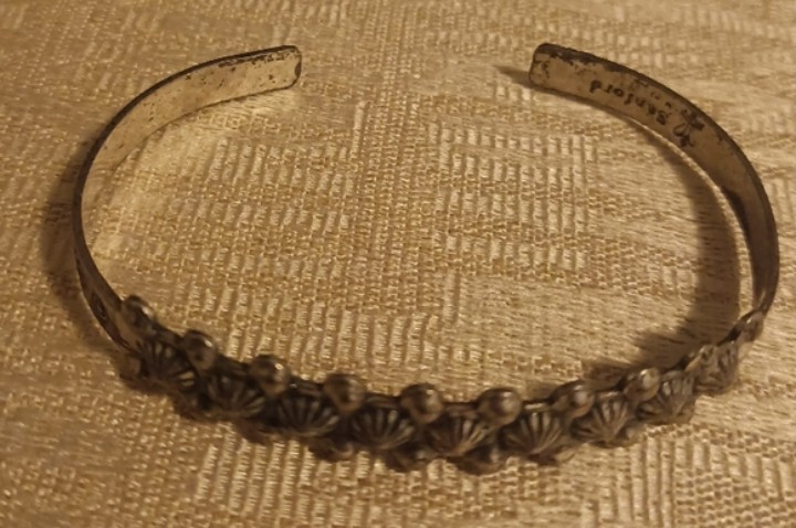 Vintage ‘Sanford’ Native American Silvertone Cuff Bracelet Jewelry Sancrest