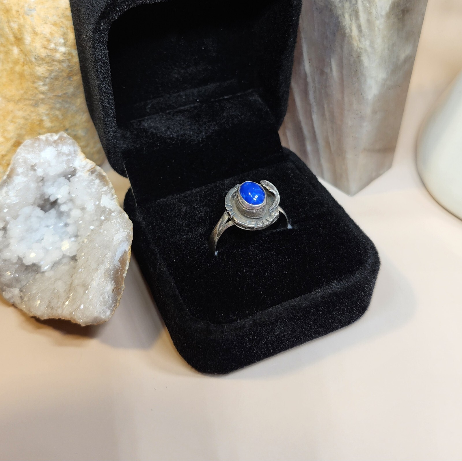Size 8 Cabochon Lapiz Lazuli 925 Sterling Silver Ring Artisan Vintage – 3.0g