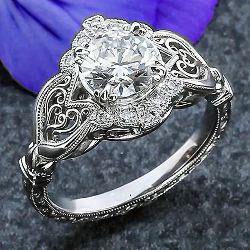 Elegant 925 Sterling Silver White Topaz Charms Wedding Engagement Ring Size 7