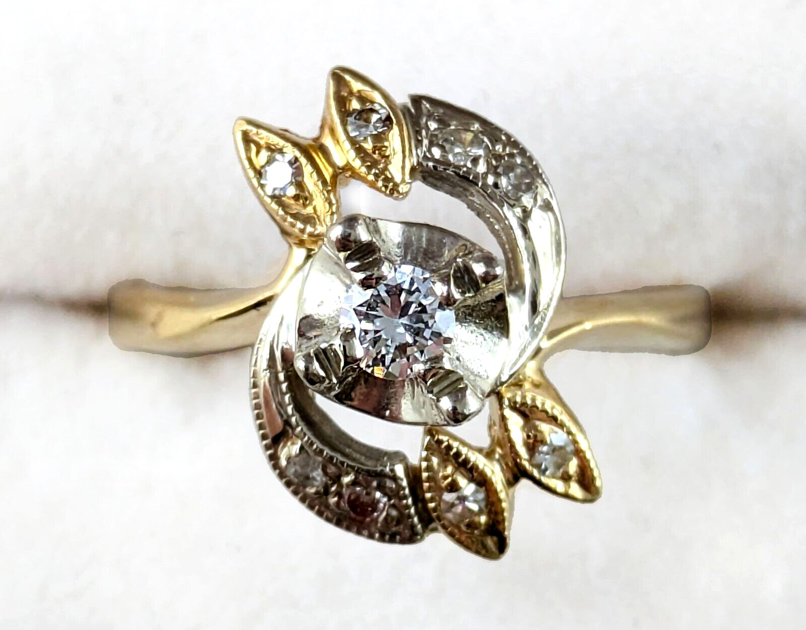 Vintage 14K Gold Approx. 15 Ct Diamond Art Nouveaux Engagement Ring Size 7