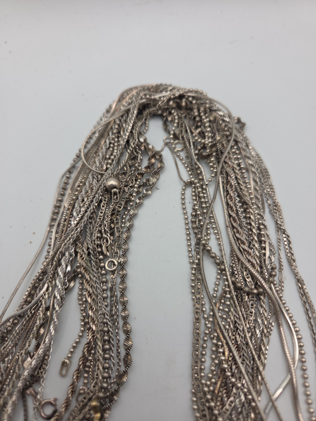Lot Of 28 Vintage Sterling Silver 925 Necklaces Chains 153 Grams