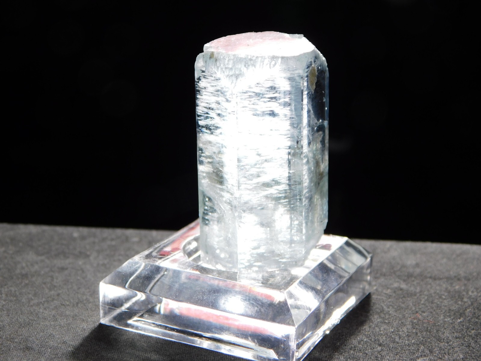 VERY Translucent! BLUE Terminated AQUAMARINE Crystal Pakistan 203ct