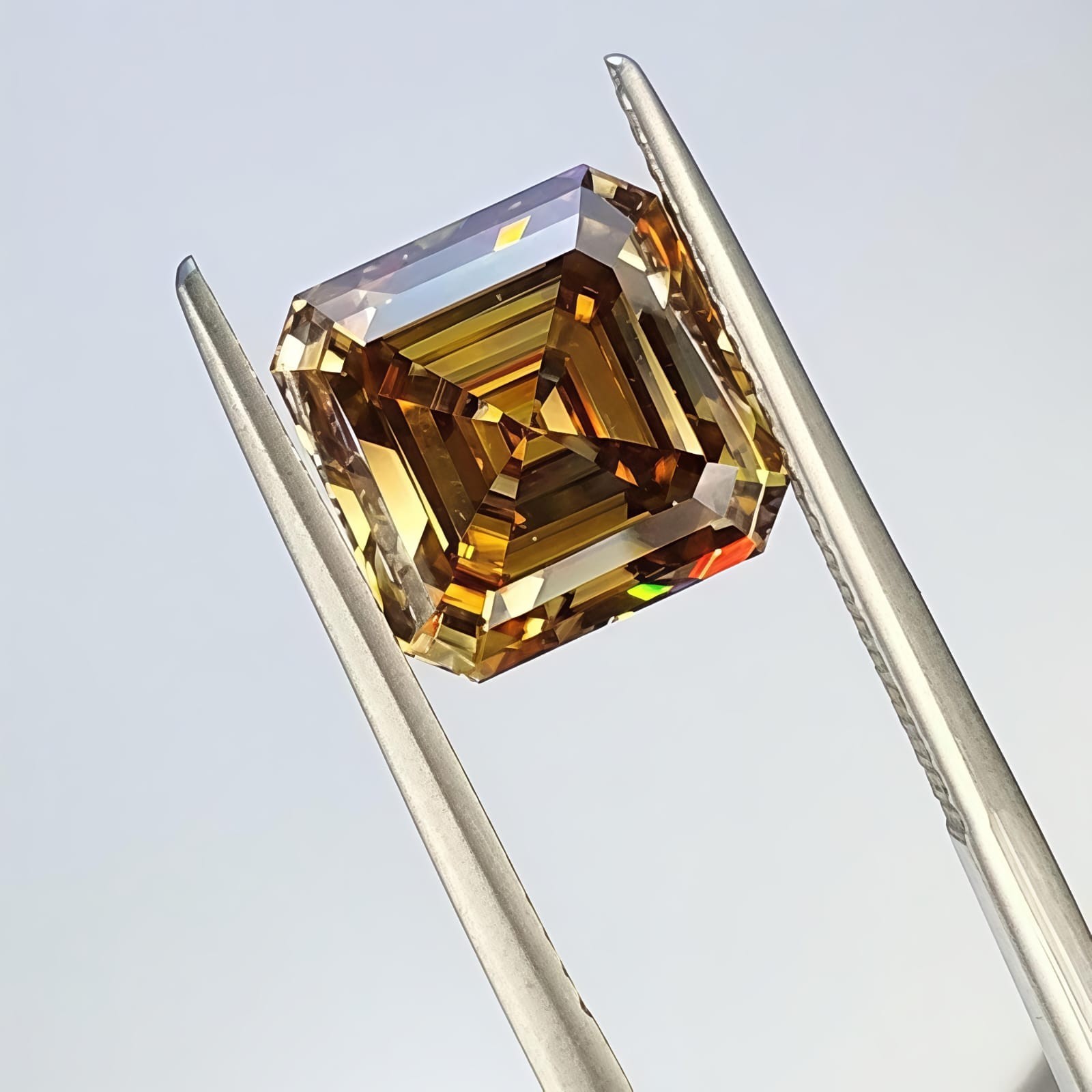 2 CT Asscher Cut Fancy Champagne Color VVS1 Clarity Diamond 7.50 MM Gemstone