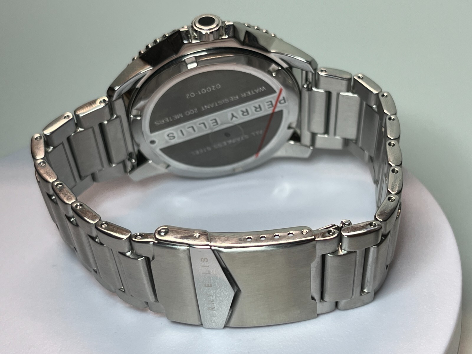 Perry Ellis Watch 02001-02 Deep Diver Quartz 46 mm Case Men’s Silver 20ATM 200m.