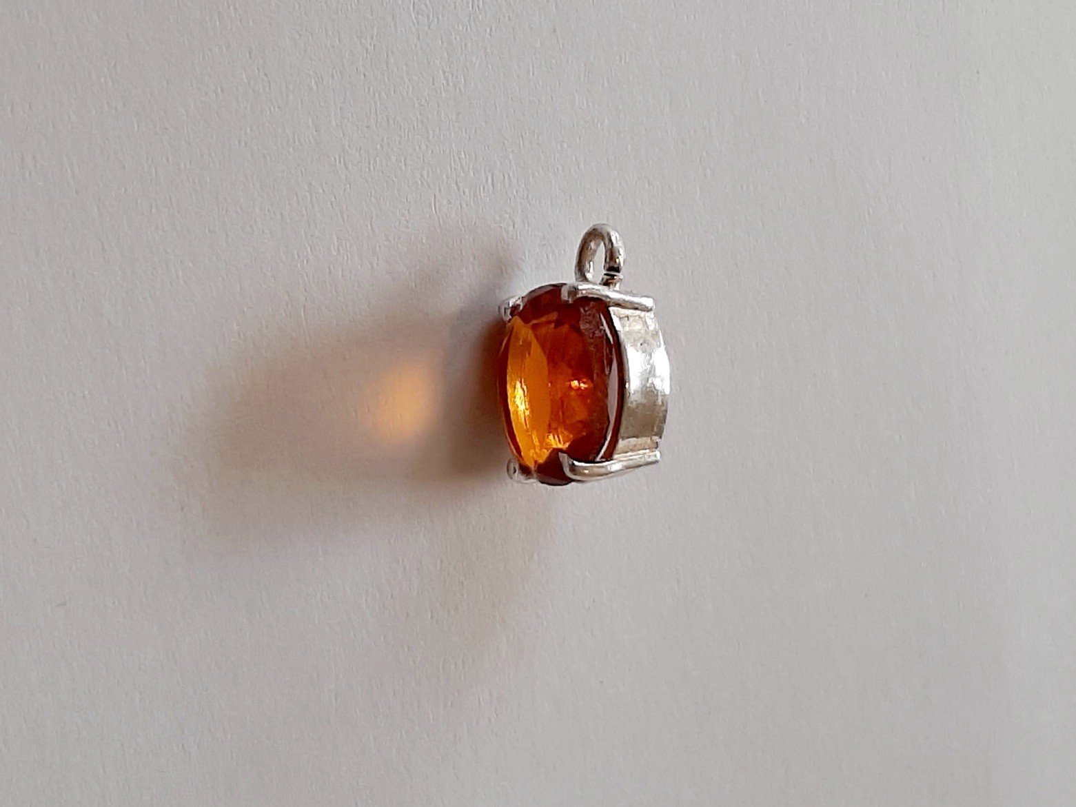 Certified Garnet 14.50 Carats, Hessonite, Pendant, Oval, Unheated