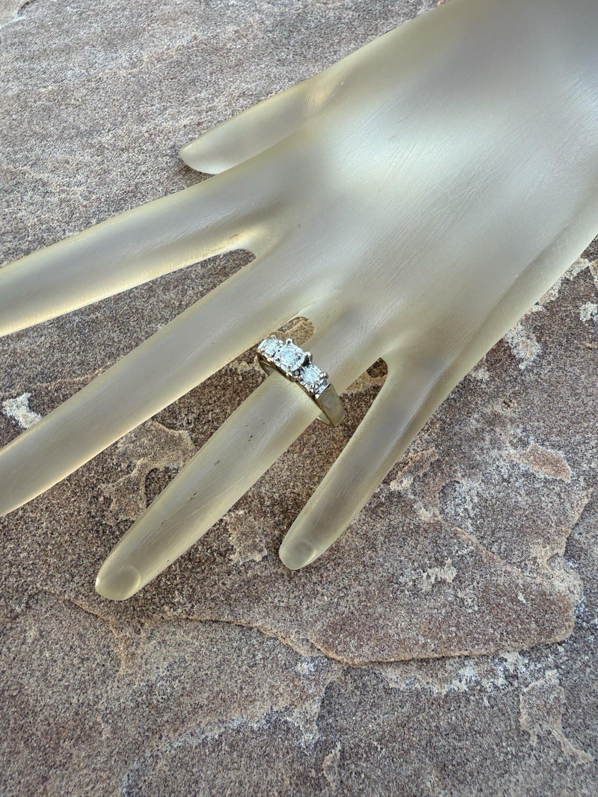10K White Gold 0.25 ctw Three Diamond Ring Size 5 (3.2 Grams)