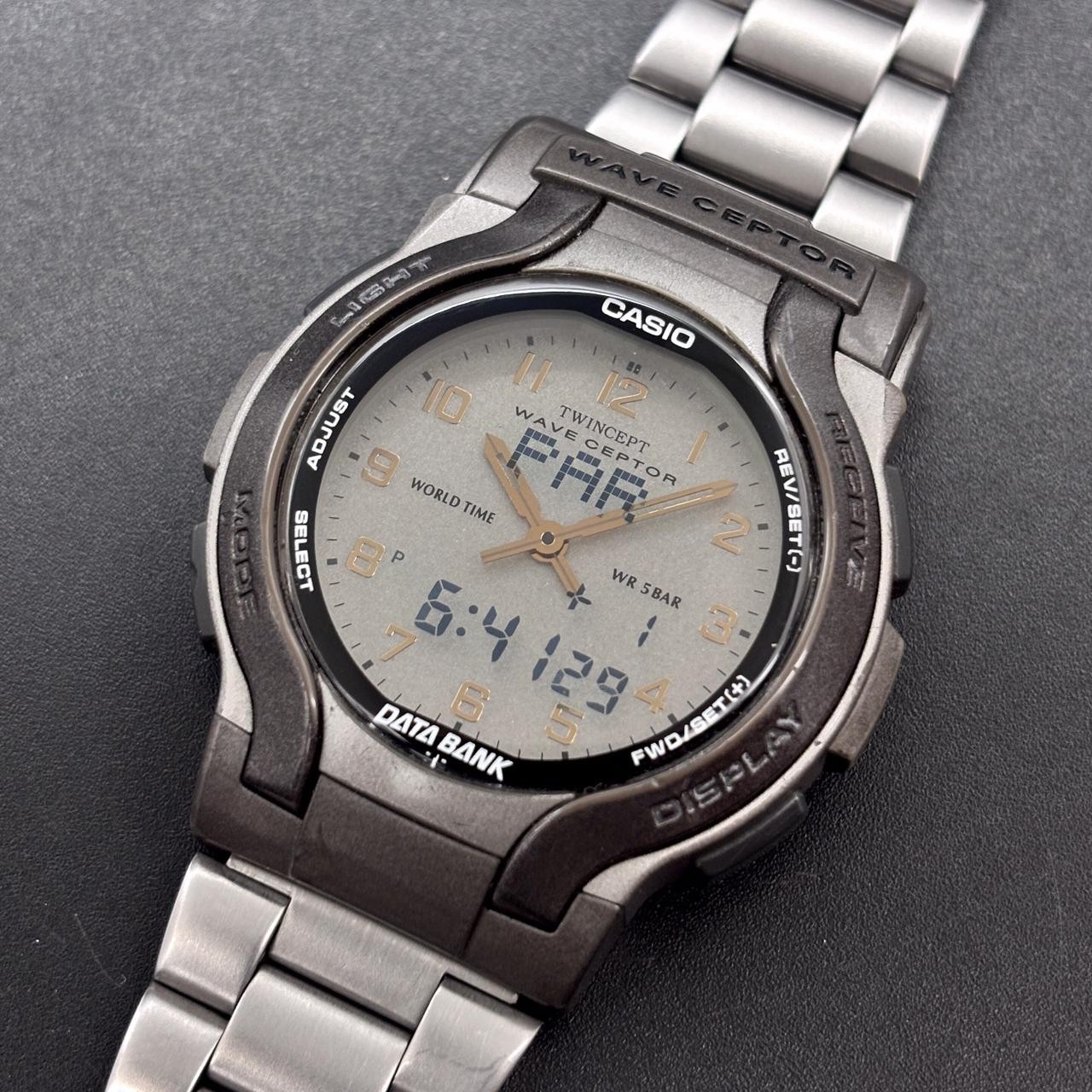 Vintage Casio Wave Ceptor WVA-200 Data Bank Ana/Digi Japan Men’s Watch Mod. 2370