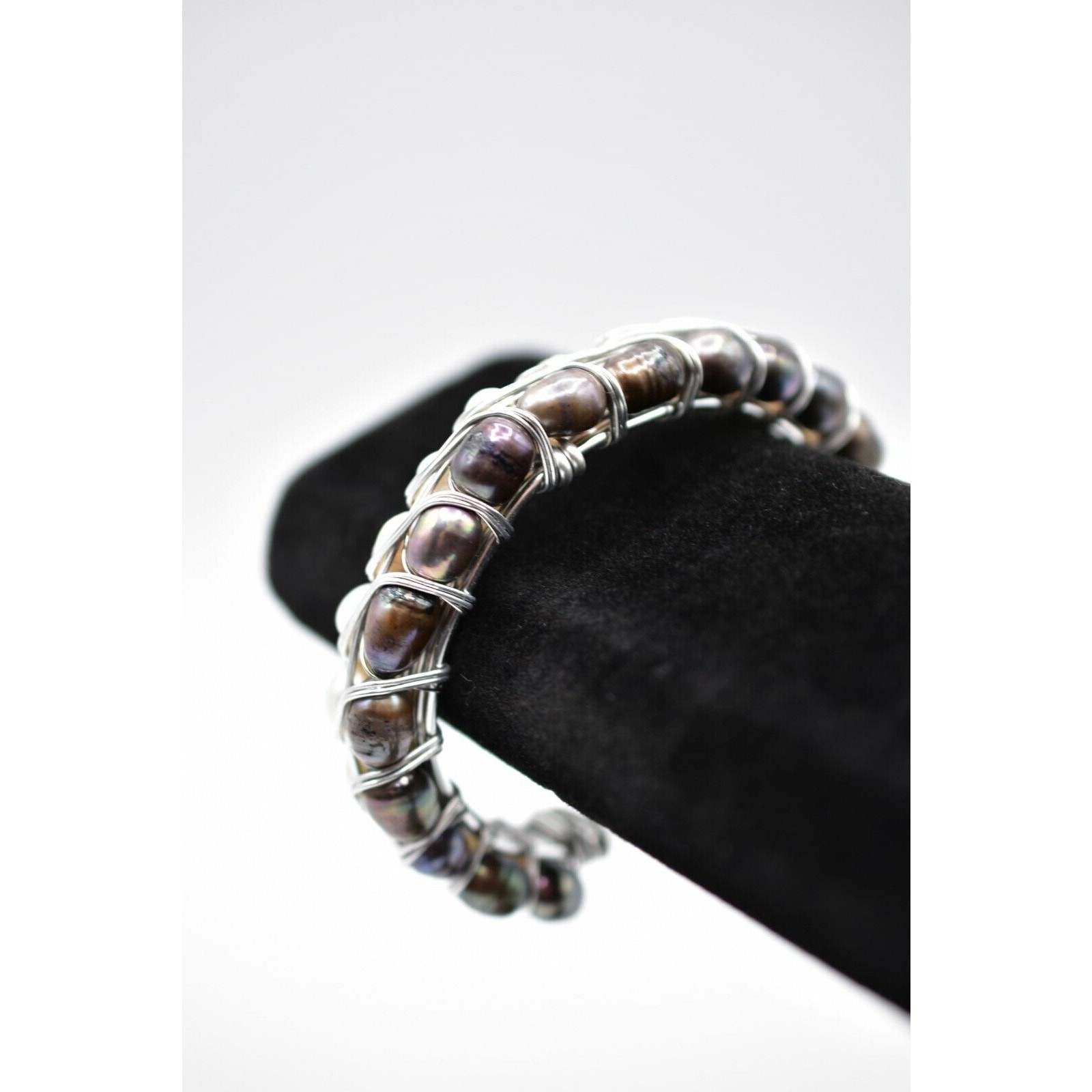 Vintage Cuff Bangle Bracelet Silver Gray White Black Pearl Beaded Chunky BinD
