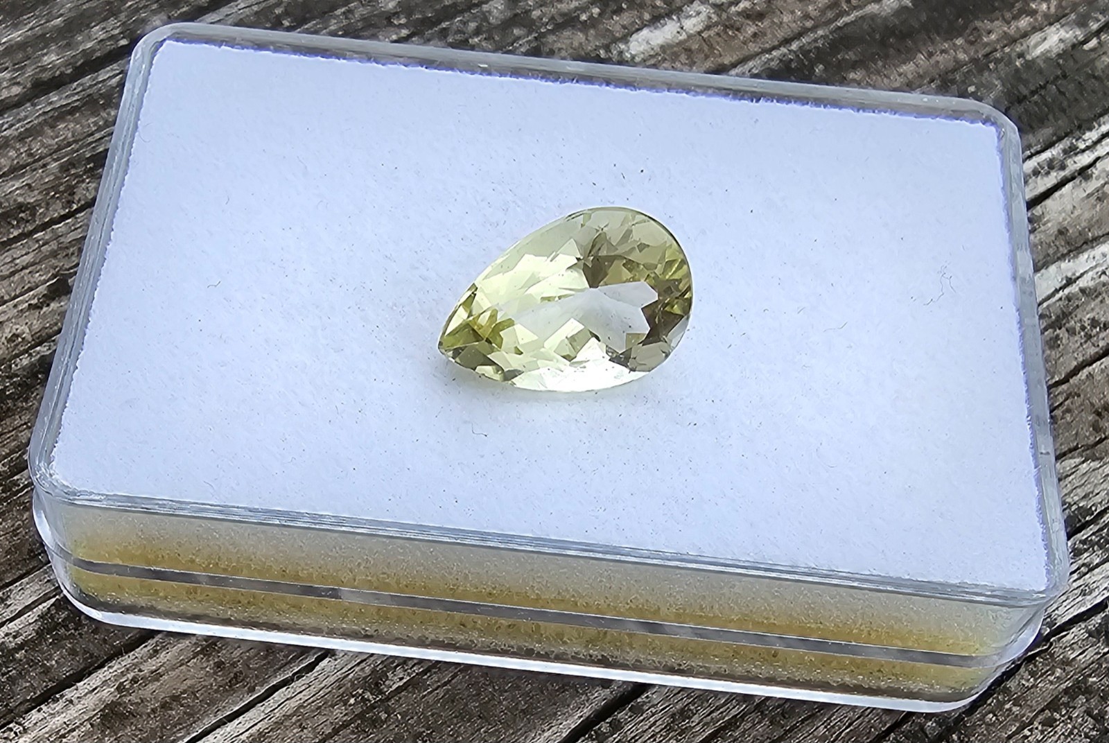 Yellow Beryl 14×9.7mm Pear Shape Loose Gemstone!