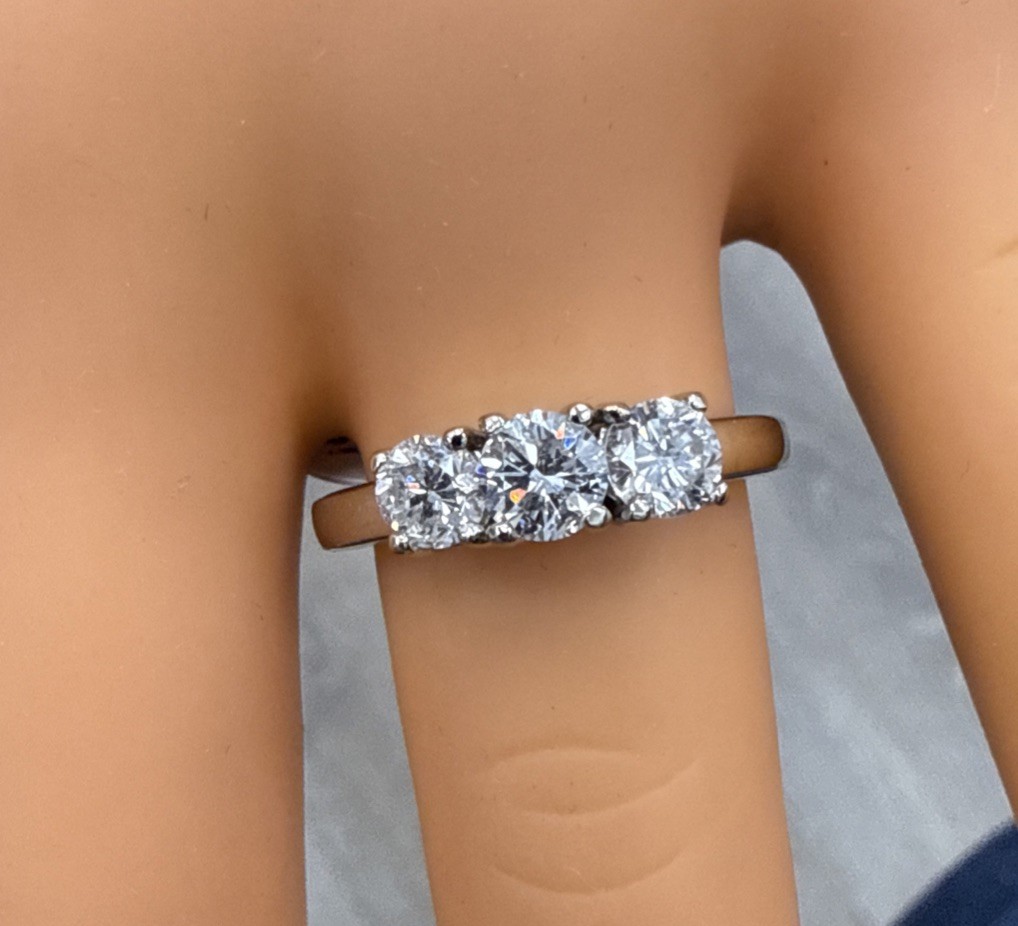 Bankruptcy Sale 80%Off 3 Stone Natural Large Quality Diamond 14K White Gold Ring