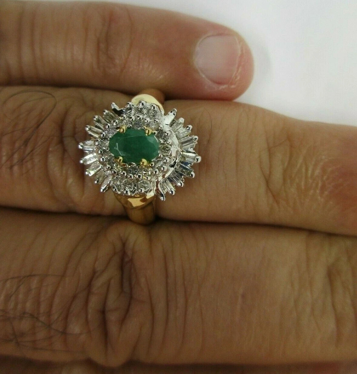 14K Gold Diamond & Emerald Ring Dia=1.00 Carat F-SI1/VS2 4.90 Grams Value=$4,500