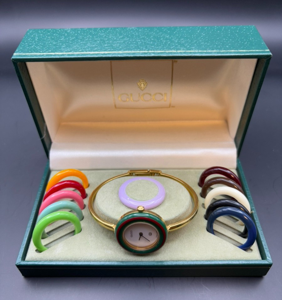 [Near MINT] Gucci Change Bezel 12 Colors White Gold Dial Women Watch Box