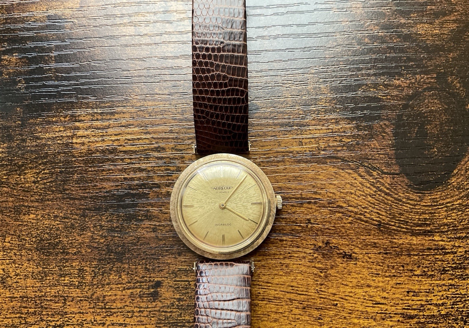 Vintage Aureole, Swiss Movement, Solid 14k Yellow Gold Manual Wind Men’s Watch