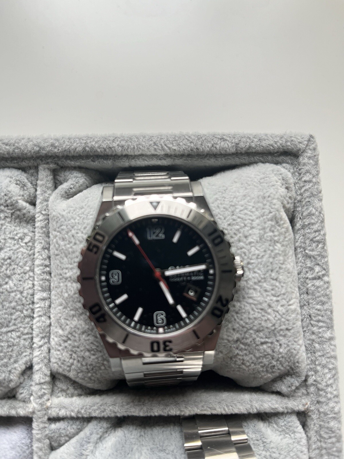 GUCCI Pantheon Swiss Automatic 300m Dive Watch
