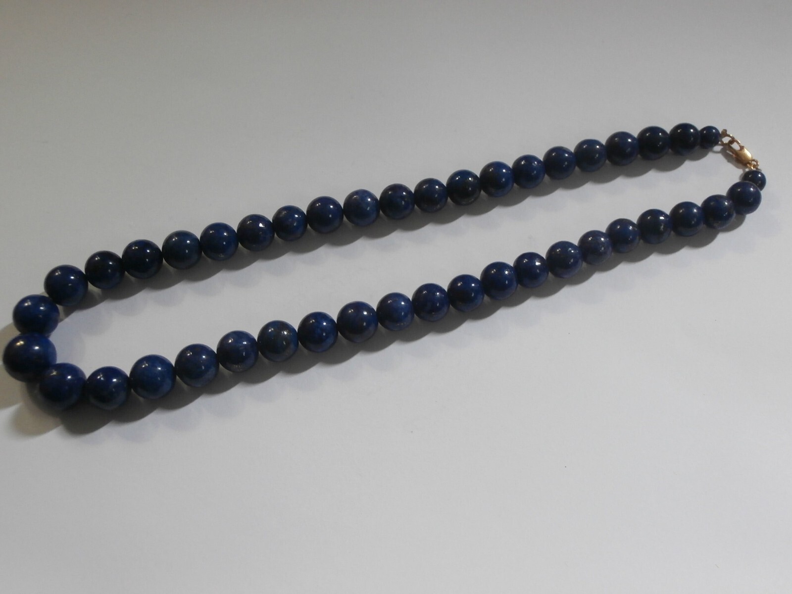 18k 750 Lapis Lazuli Beaded Necklace 7mm to 13mm Vintage 1970’s Not Scrap
