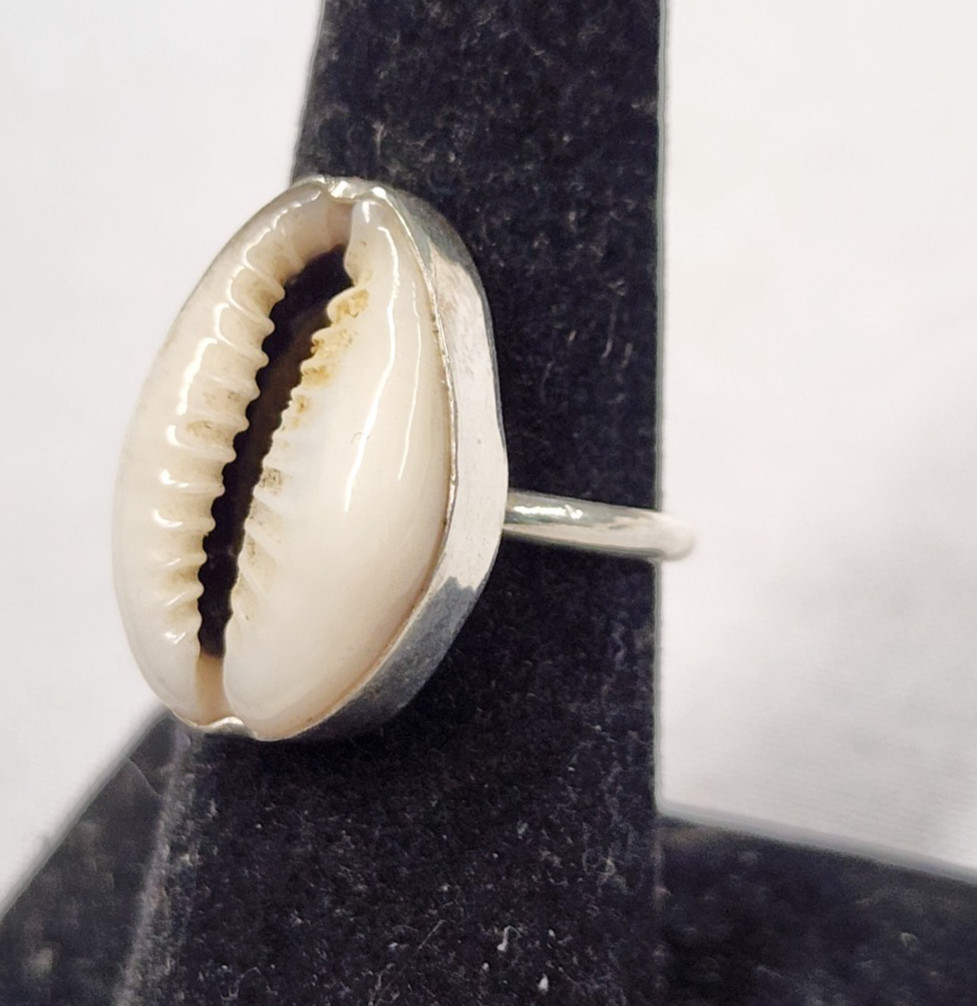 Cowrie Shell Sterling Silver Ring sz 6.25