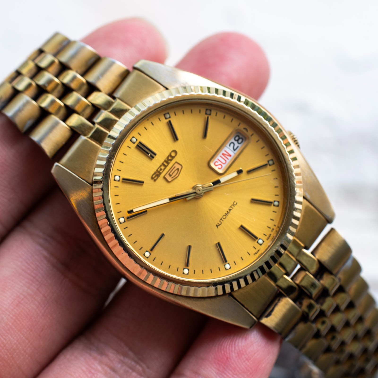 SEIKO 5 SNXJ94 7S26-0500 Automatic Day-Date Gold Dial Men’s Watch | Rare
