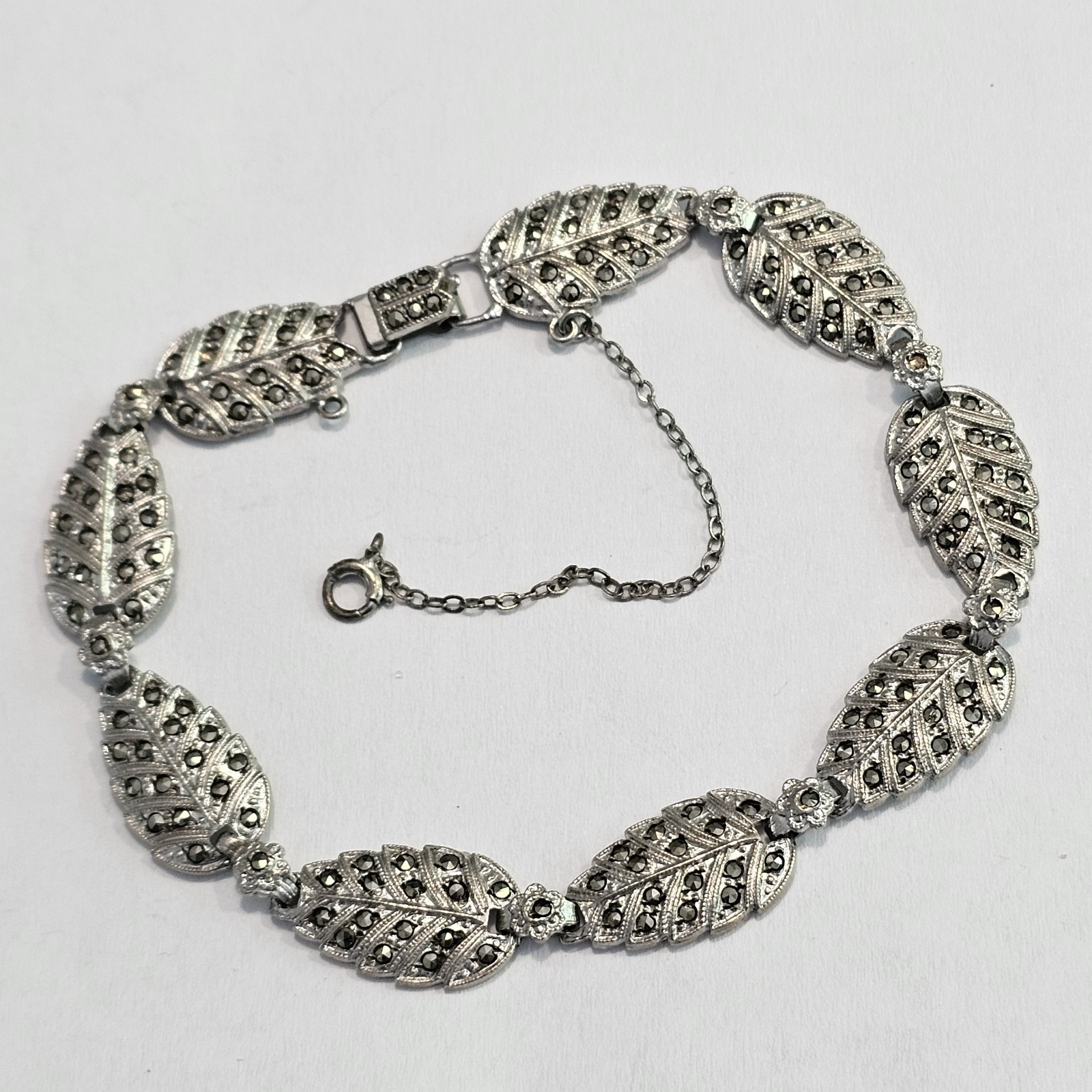 Vintage Signed B.B. Sterling Leaf Design Bracelet with Marcasite Stones 7 5/8″