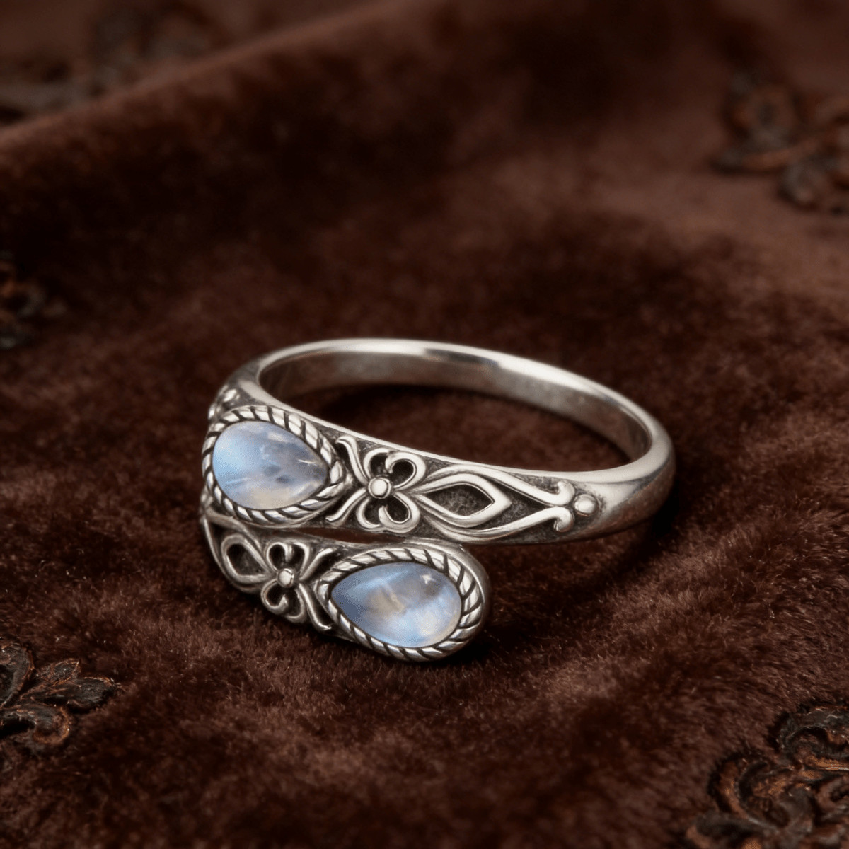 Vintage Silver Moonstone Criss Cross Open Adjustable Spoon Ring