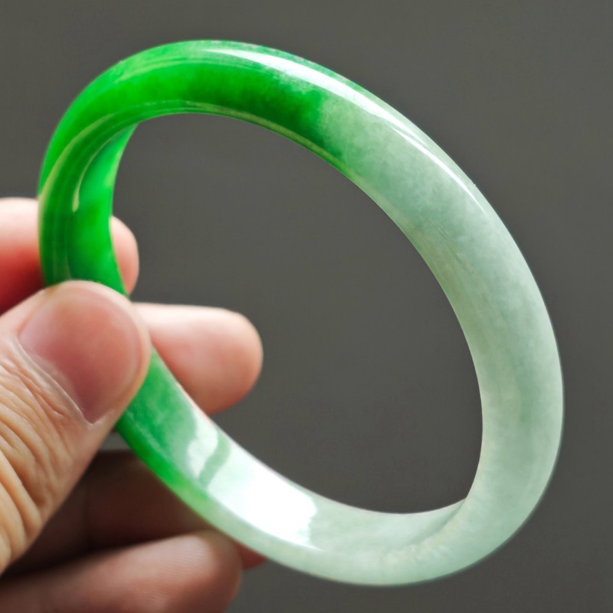 61mm Burma Natural Emerald Icy Green Jade Jadeite Bracelets Jade Bangle 4021