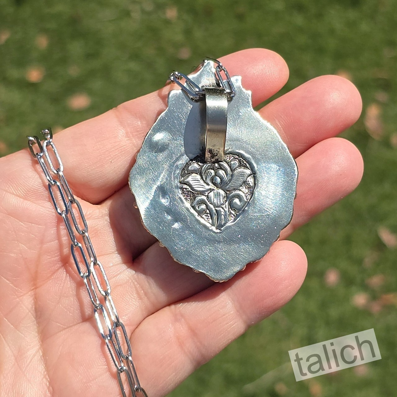 Pink Shell Heart Turquoise Cluster Tibet Silver Sacret Heart Pendant Necklace