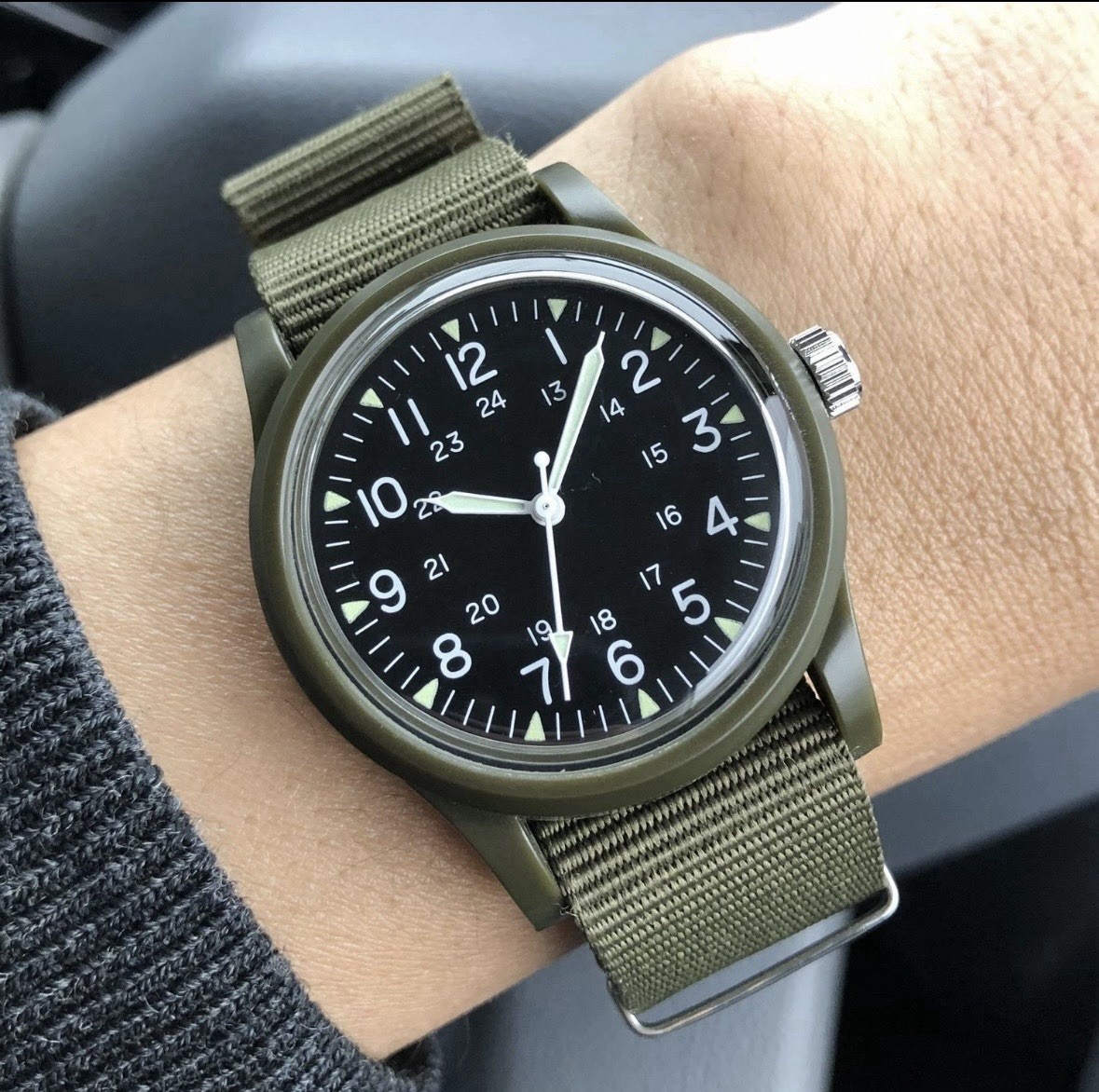[Discontinued]Daiso Japan Mili Watch In Stock Khaki Olive Black 2set military